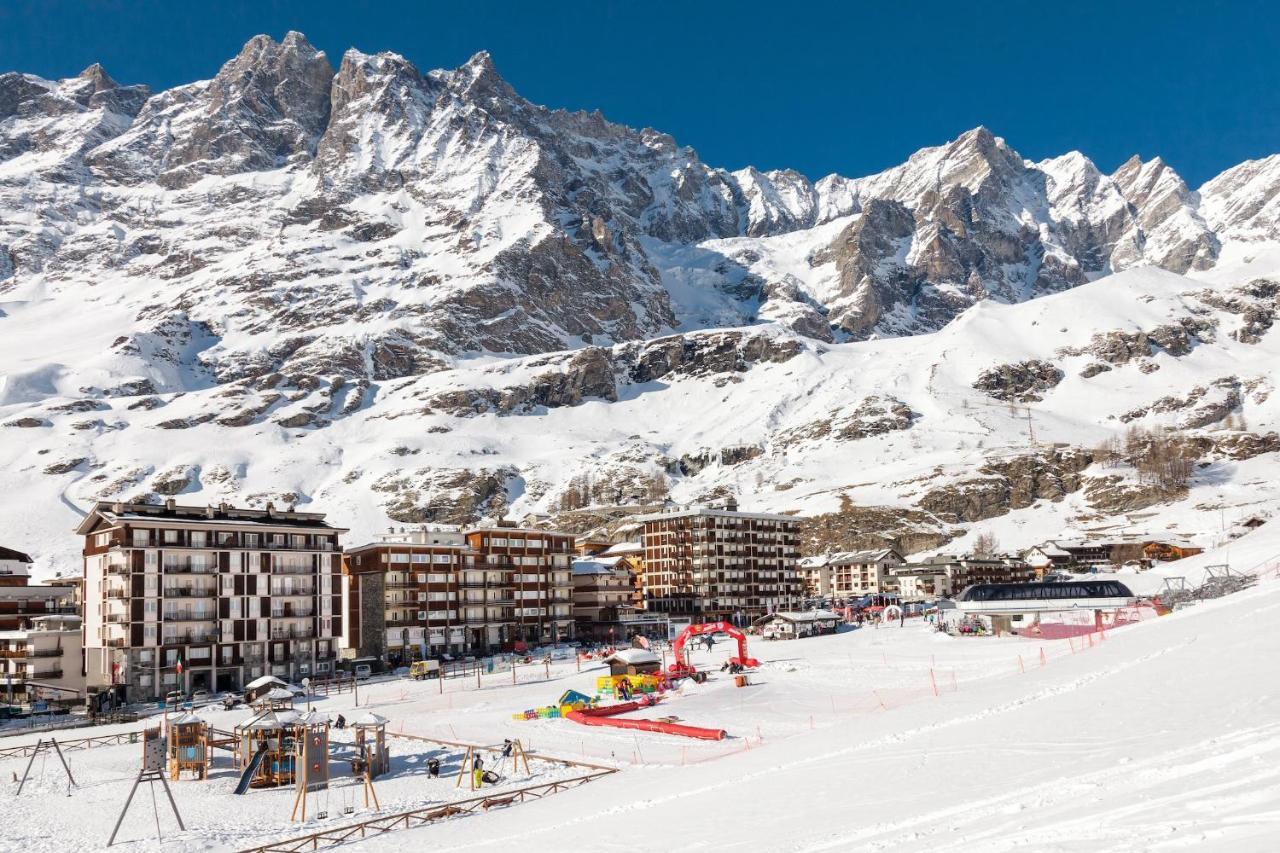 Hellochalet - Foyer Du Cervin 250M Skiruns Appartement Breuil-Cervinia Buitenkant foto