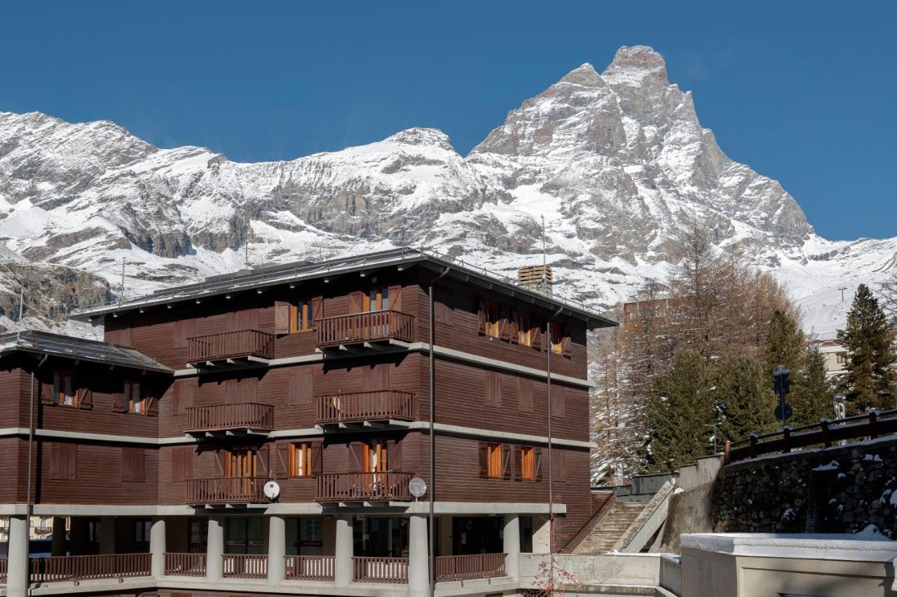 Hellochalet - Foyer Du Cervin 250M Skiruns Appartement Breuil-Cervinia Buitenkant foto